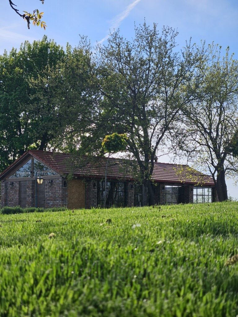 Tanyasi épületek